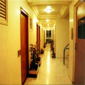 Hotel Aditya Rajkot Buitenkant foto